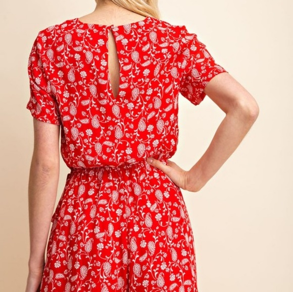 Red Floral Romper NWT - Picture 4 of 6